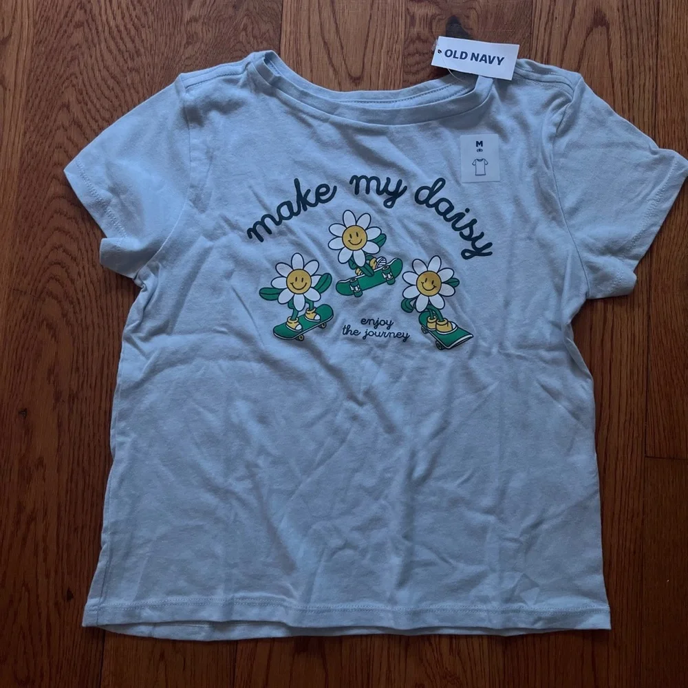 Old Navy Gray Graphic Tees - Picture 11 of 12